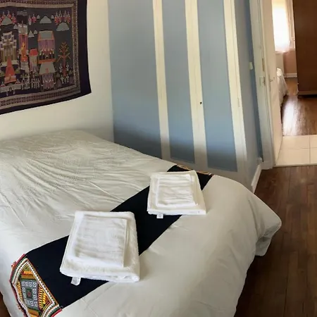 شقة 5min Futuroscope 80m2 - 3 - Parking Prive - Wifi - Jardin *