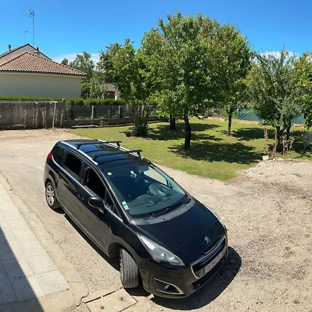 5min Futuroscope 80m2 - 3 - Parking Prive - Wifi - Jardin شقة شاسنوي دي بويتو