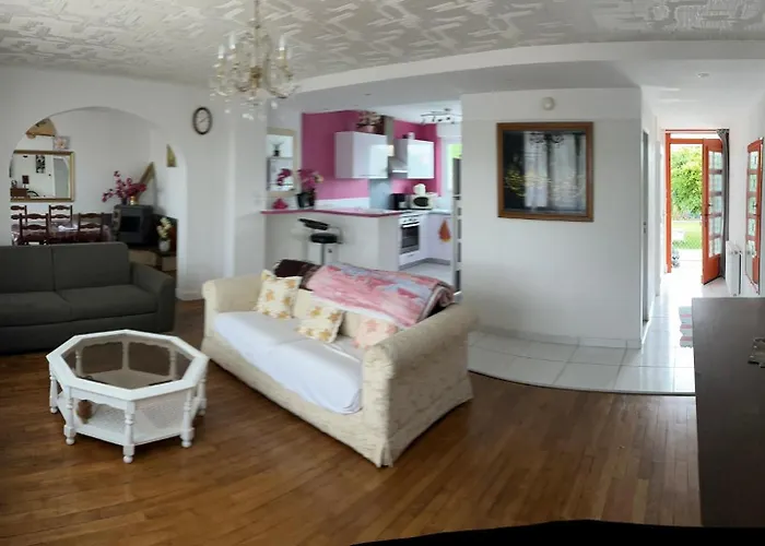 5min Futuroscope 80m2 - 3 - Parking Prive - Wifi - Jardin Apartmán Chasseneuil-du-Poitou